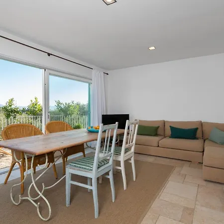 House 33 A - Labin (Istria)
