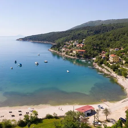 Apartment House 33 A - Für 4 Personen In Sveta Marina, Istrien *