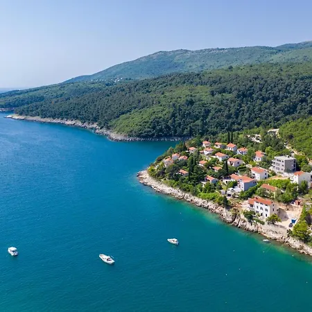 Apartment House 33 A - Für 4 Personen In Sveta Marina, Istrien